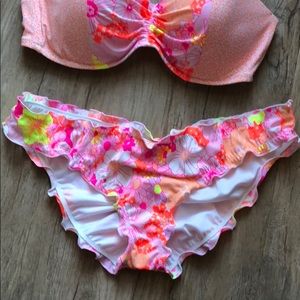 Victoria’s Secret VS Floral Coral Ruched Bikini M